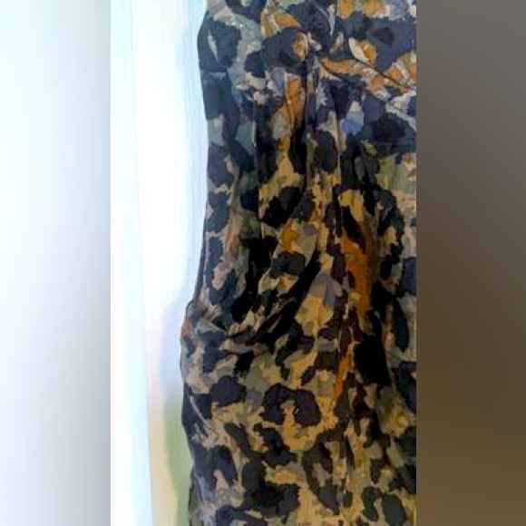 Adorable Animal Print Blue & Tan Leopard Strapless Dress With Pockets - Picture 2 of 4